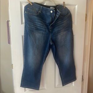 Women's Blue Capri Jeans